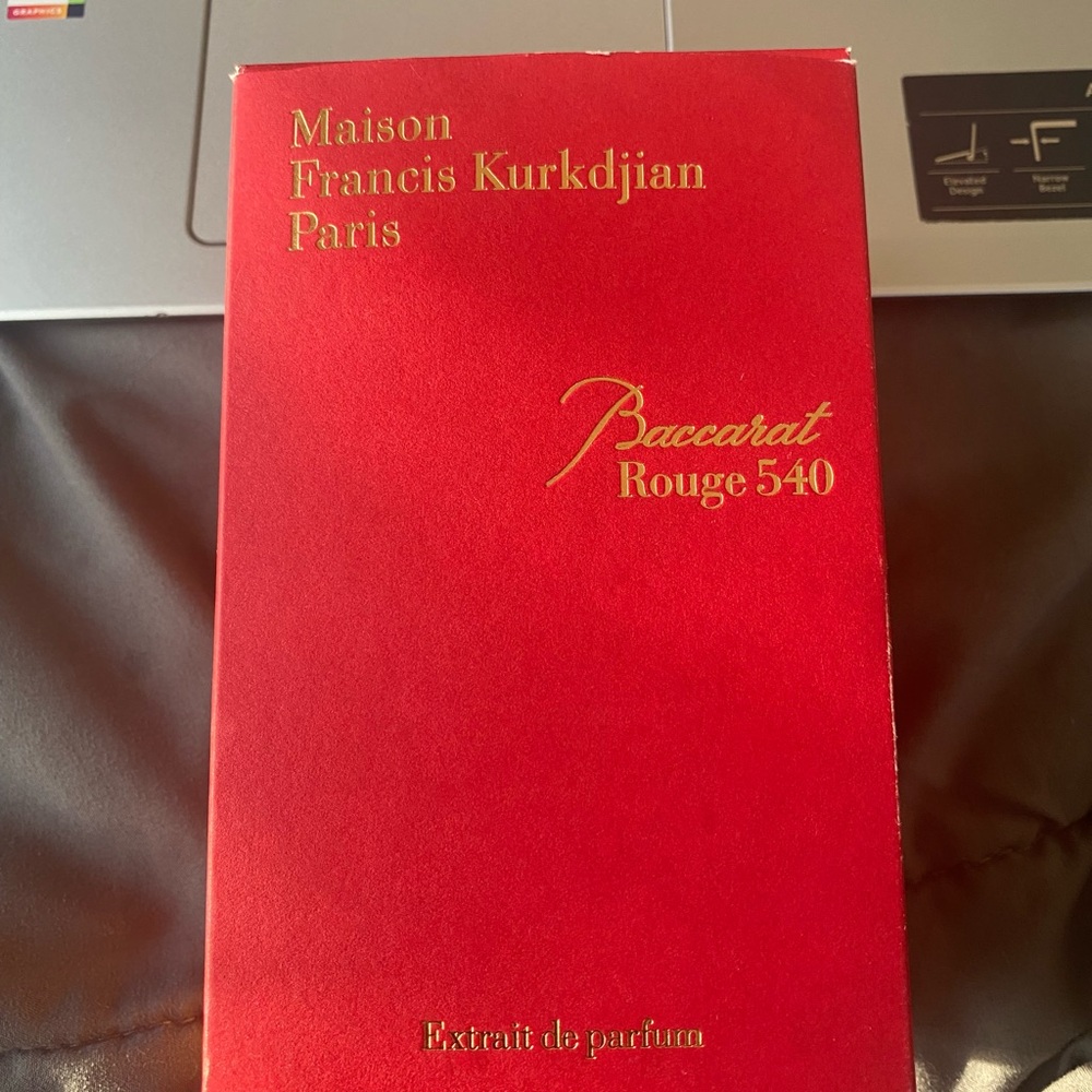 Maison Francis bacc rouge